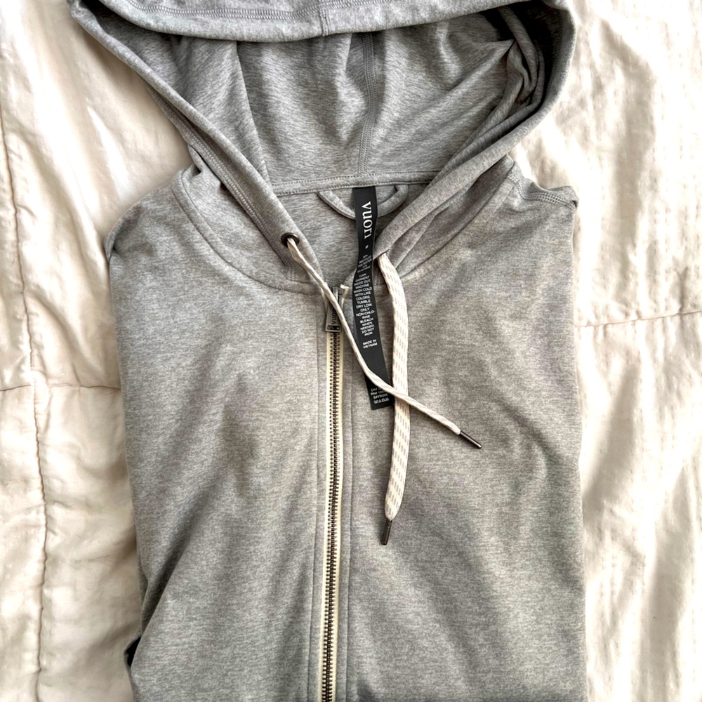 Vuori Grey Zip Up Hoodie, sz M